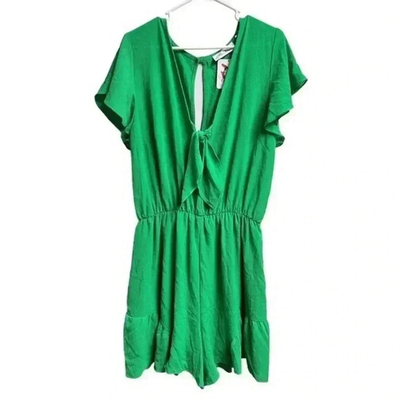 Perfectly Priscilla‎ Women’s Romper - Picture 1 of 10